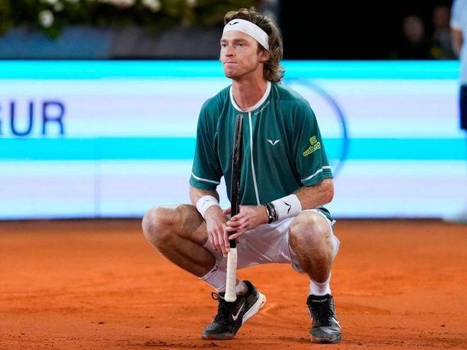 他的发挥可 他的发挥可