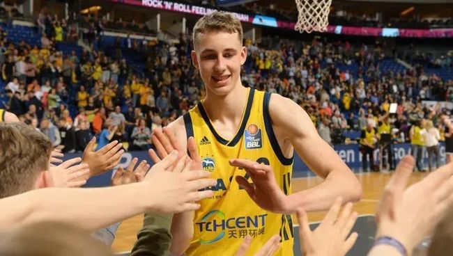 是我们保持 是我们保持