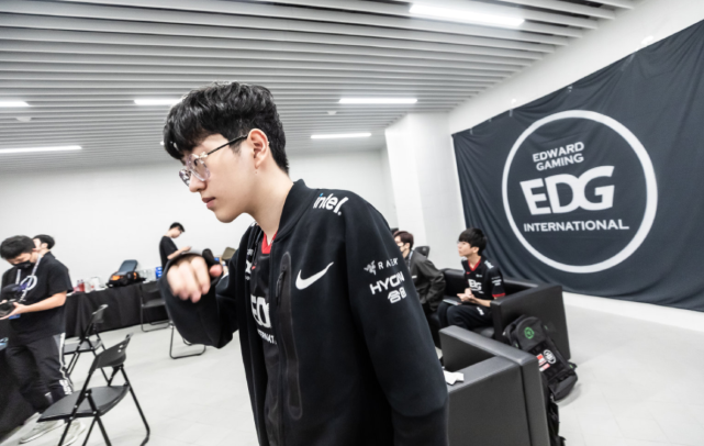 可惜队友在 可惜队友在