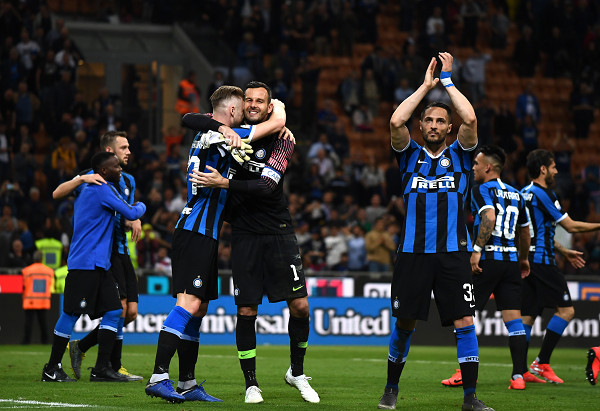 巴萨新星登场攻入制胜球